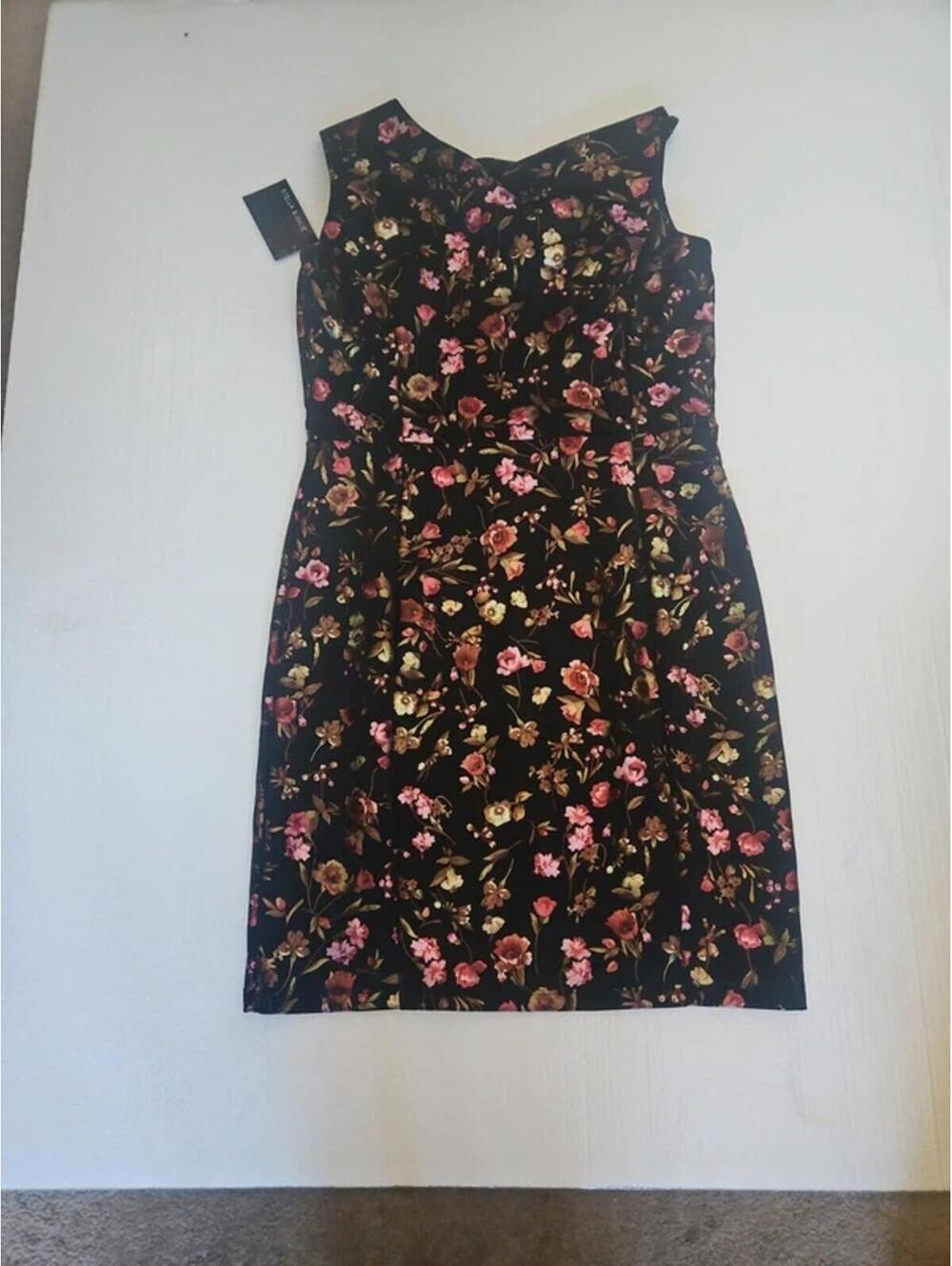 Dress - Picture 2 of 4